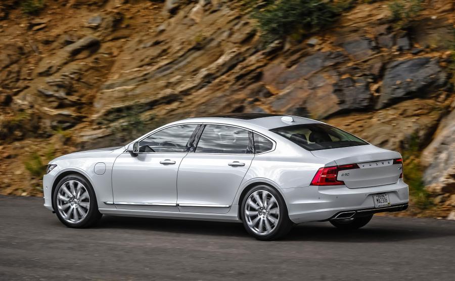  Volvo S90 T8 Inscription 2017 года  (NA) (фото 10 из 11)